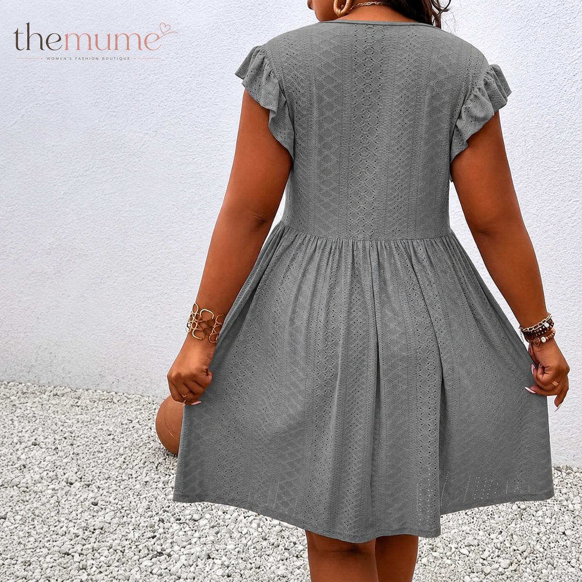 【Plus Size】 Solid Color Hollow Out V-neck Dress